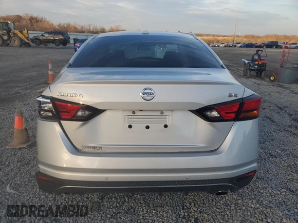 2022 Nissan Altima SR with VIN 1N4BL4CVXNN335359, listed as a Copart auction lot 85569084 with 108,461 mi miles and Salvage Title. Bid and sale history available at DreamBid. Image 6.