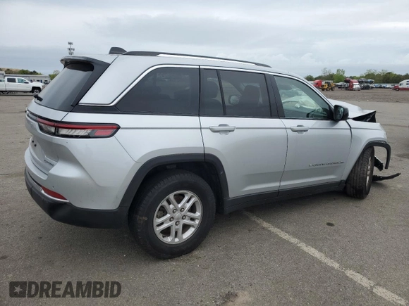 2023 Jeep Grand Cherokee Altitude with VIN 1C4RJHAG8P8850873, listed as a Copart auction lot 56918625 with 23,323 mi miles and Salvage title. Bid and sale history available at DreamBid. Image 3.