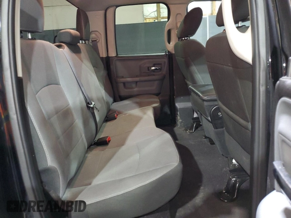 2024 Ram 1500 SLT z VIN 1C6RR7GG9RS148214, wystawiony jako Copart lot #42574465 z przebiegiem 11 548 mil mil oraz Czysty tytuł • Clean title. Historia ofert i sprzedaży dostępna na DreamBid. Obrazek 10.