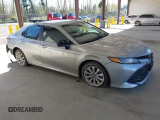2020 Toyota Camry LE with VIN 4T1C11AKXLU381686, listed as a IAAI auction lot 42013767 with 32,603 mi miles. Bid and sale history available at carsss.com. Image 1.