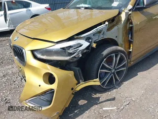 2019 BMW X2 M35i z VIN WBXYN1C52KEF29317, wystawiony jako IAAI lot #42161315 z przebiegiem 76 410 mil mil oraz . Historia ofert i sprzedaży dostępna na DreamBid. Obrazek 6.