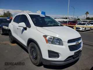 2016 Chevrolet Trax LS with VIN 3GNCJKSBXGL278915, listed as a Copart auction lot 84022104 with 82,341 mi miles and Clean Title. Bid and sale history available at carsss.com. Image 2.