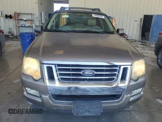 2007 Ford Explorer Sport Trac Limited z VIN 1FMEU338X7UA23698, wystawiony jako Copart lot #54888695 z przebiegiem 167 996 mil mil oraz Czysty tytuł • Clean title. Historia ofert i sprzedaży dostępna na DreamBid. Obrazek 5.