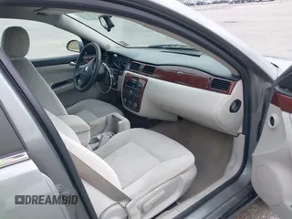2008 Chevrolet Impala LS z VIN 2G1WB58K081266151, wystawiony jako IAAI lot #41824533 z przebiegiem 151 039 mil mil oraz . Historia ofert i sprzedaży dostępna na DreamBid. Obrazek 5.