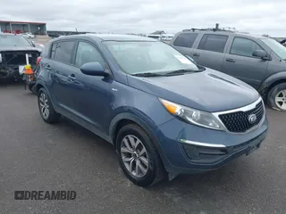 2014 Kia Sportage LX with VIN KNDPBCAC4E7585800, listed as a IAAI auction lot 42126740 with 193,573 mi miles and . Bid and sale history available at carsss.com. Image 1.