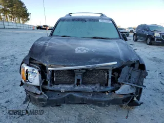 2004 GMC Envoy XL SLE with VIN 1GKET16S646128780, listed as a Copart auction lot 42220105 with 277,349 mi miles and Salvage Title. Bid and sale history available at carsss.com. Image 5.