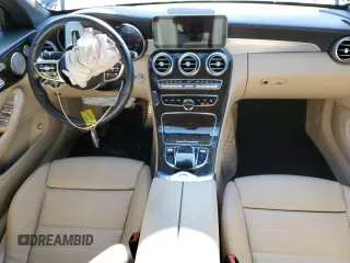 2019 Mercedes-Benz C 300 z VIN WDDWK8EB9KF780065, wystawiony jako Copart lot #67057993 z przebiegiem 38 478 mil mil oraz Szkoda całkowita • Salvage title. Historia ofert i sprzedaży dostępna na DreamBid. Obrazek 8.