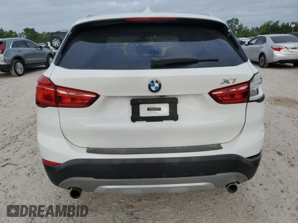 2017 BMW X1 sDrive28i with VIN WBXHU7C37H5H34418, listed as a Copart auction lot 53073995 with 67,980 mi miles and Salvage Title. Bid and sale history available at carsss.com. Image 6.