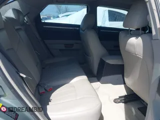 2006 Chrysler 300 C with VIN 2C3LA63H06H105774, listed as a IAAI auction lot 41918634 with 319,232 mi miles. Bid and sale history available at carsss.com. Image 8.