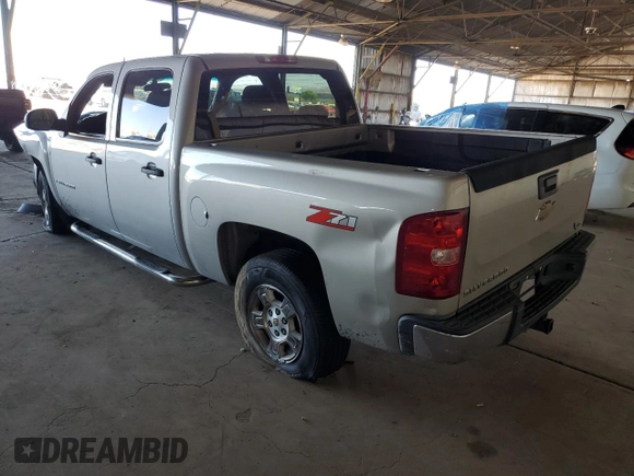 2007 Chevrolet Silverado 1500 LT w/1LT with VIN 2GCEC13J571561302, listed as a Copart auction lot 53541195 with 213,988 mi miles and Salvage Title. Bid and sale history available at carsss.com. Image 2.