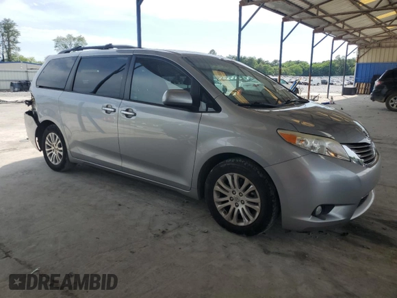 2012 Toyota Sienna XLE AAS с VIN 5TDYK3DC1CS240100, выставлен на аукционе Copart как лот 56975235 с пробегом 251 340 миль миль и Списание • Salvage title. История ставок и продаж доступна на DreamBid. Изображение 4.