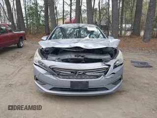 2015 Hyundai Sonata SE with VIN 5NPE24AF6FH160079, listed as a IAAI auction lot 41952638 with 164,497 mi miles and . Bid and sale history available at DreamBid. Image 12.