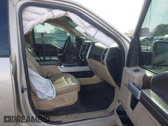 2018 Ford F-150 XL with VIN 1FTEW1E50JKC01823, listed as a IAAI auction lot 41824169 with 130,034 mi miles. Bid and sale history available at carsss.com. Image 5.