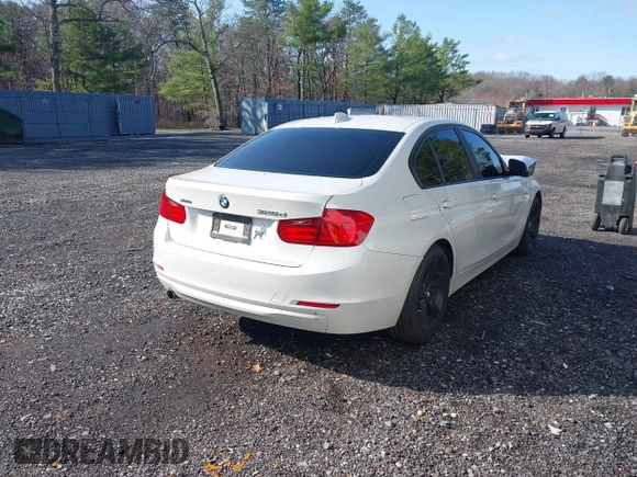 2014 BMW 3 Series 328d xDrive с VIN WBA3D5C52EKX99519, выставлен на аукционе IAAI как лот 41909624 с пробегом 112 395 миль миль и . История ставок и продаж доступна на DreamBid. Изображение 4.