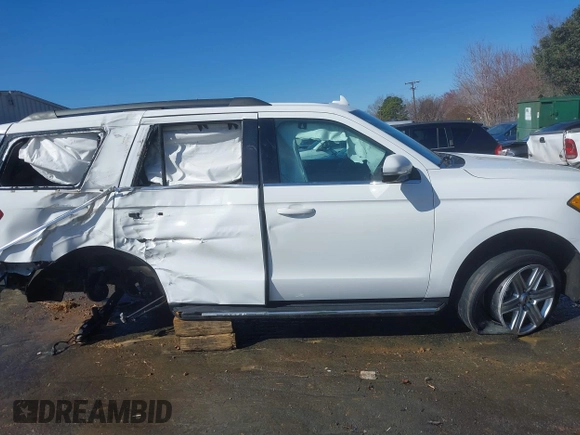 2019 Ford Expedition XLT with VIN 1FMJU1JT4KEA47802, listed as a IAAI auction lot 41642533 with 94,283 mi miles and . Bid and sale history available at DreamBid. Image 14.