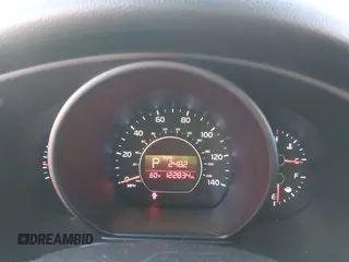 2015 Kia Soul with VIN KNDJN2A22F7169714, listed as a IAAI auction lot 41431556 with 122,834 mi miles. Bid and sale history available at carsss.com. Image 7.