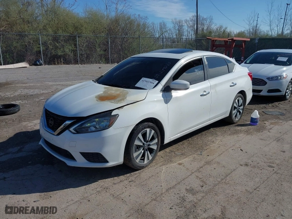 2019 Nissan Sentra SR with VIN 3N1AB7AP1KY325707, listed as a IAAI auction lot 41943304 with 1 mi miles. Bid and sale history available at carsss.com. Image 2.