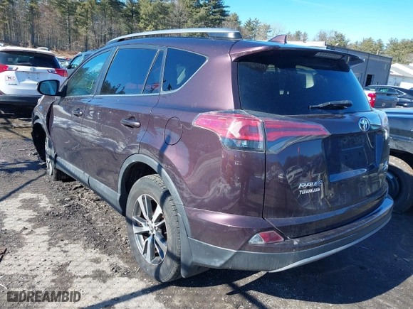 2018 Toyota RAV4 XLE with VIN 2T3RFREV6JW839890, listed as a IAAI auction lot 41654804 with 72,038 mi miles. Bid and sale history available at carsss.com. Image 3.