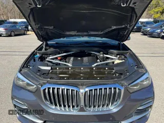 2019 BMW X5 xDrive40i with VIN 5UXCR6C57KLL63540, listed as a Copart auction lot 53248315 with 124,292 mi miles and Clean Title. Bid and sale history available at carsss.com. Image 8.