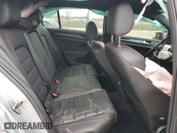 2017 Volkswagen GTI S z VIN 3VW447AU0HM033019, wystawiony jako Copart lot #51518285 z przebiegiem 93 427 mil mil oraz Szkoda całkowita • Salvage title. Historia ofert i sprzedaży dostępna na DreamBid. Obrazek 11.