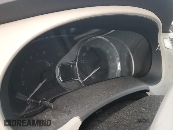 2011 Toyota Sienna XLE z VIN 5TDDK3DC2BS023443, wystawiony jako Copart lot #88552205 z przebiegiem Nie podano mil oraz Nie do naprawy • Non repairable. Historia ofert i sprzedaży dostępna na DreamBid. Obrazek 9.