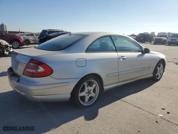 2004 Mercedes-Benz CLK-Class 5.0L with VIN WDBTJ75J34F096888, listed as a Copart auction lot 83302214 with 0 mi miles and Clean Title. Bid and sale history available at carsss.com. Image 3.