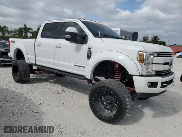 2018 Ford Super Duty F-250 SRW XL with VIN 1FT7W2BT6JEB95882, listed as a Copart auction lot 53576615 with 118,626 mi miles and Non Repairable. Bid and sale history available at carsss.com. Image 4.