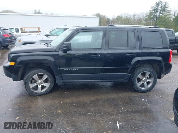 2017 Jeep Patriot High Altitude z VIN 1C4NJRFB9HD162469, wystawiony jako IAAI lot #42188220 z przebiegiem 29 056 mil mil oraz . Historia ofert i sprzedaży dostępna na DreamBid. Obrazek 15.