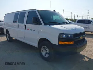 2021 Chevrolet Express Cargo with VIN 1GCWGBFP4M1286795, listed as a IAAI auction lot 42215514 with 117,335 mi miles and . Bid and sale history available at DreamBid. Image 1.