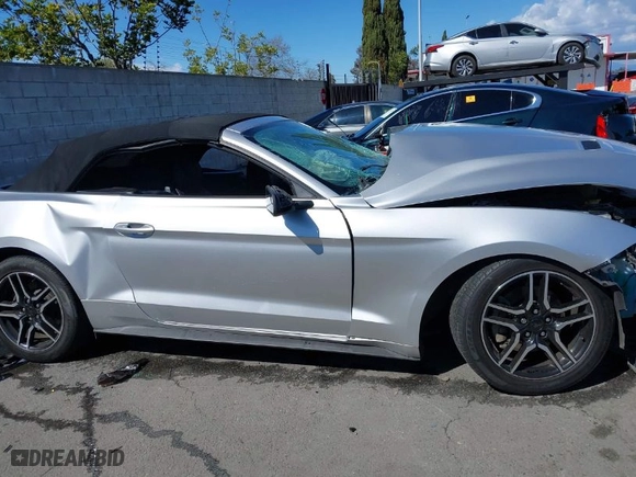 2019 Ford Mustang EcoBoost with VIN 1FATP8UH9K5193087, listed as a IAAI auction lot 41740204 with NaN miles. Bid and sale history available at carsss.com. Image 13.