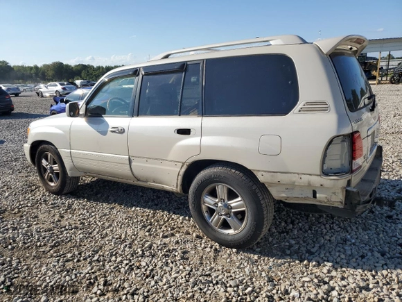 2006 Lexus LX 470 with VIN JTJHT00W564004073, listed as a Copart auction lot 72461584 with 276,977 mi miles and Salvage Title. Bid and sale history available at carsss.com. Image 2.