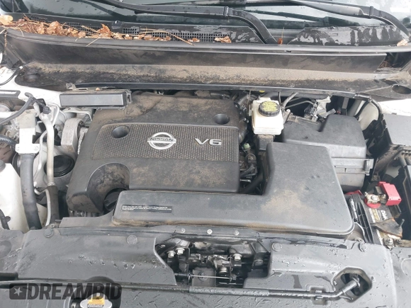 2014 Nissan Pathfinder SV with VIN 5N1AR2MN1EC633801, listed as a IAAI auction lot 41759457 with 190,723 mi miles and . Bid and sale history available at DreamBid. Image 10.
