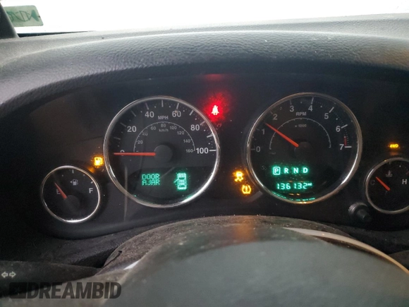 2014 Jeep Wrangler Sahara with VIN 1C4AJWBG5EL327823, listed as a Copart auction lot 85472404 with 136,132 mi miles and Clean Title. Bid and sale history available at DreamBid. Image 9.