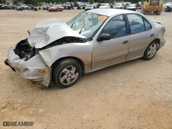 2002 Pontiac Sunfire SE with VIN 1G2JB524027308408, listed as a Copart auction lot 61752784 with NaN miles and Salvage Title. Bid and sale history available at carsss.com. Image 1.