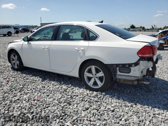 2012 Volkswagen Passat SE с VIN 1VWBP7A35CC027135, выставлен на аукционе Copart как лот 57532105 с пробегом 96 833 миль миль и Списание • Salvage title. История ставок и продаж доступна на DreamBid. Изображение 2.