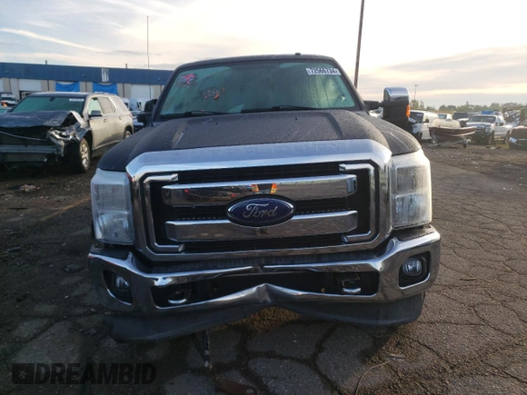 2013 Ford F-250 XL with VIN 1FT7X2BT5DEB44617, listed as a Copart auction lot 72566734 with 117,798 mi miles and Clean Title. Bid and sale history available at DreamBid. Image 5.