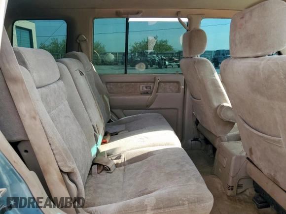 2002 Isuzu Trooper S z VIN JACDJ58X627J08662, wystawiony jako Copart lot #58969555 z przebiegiem 219 492 mil mil oraz Czysty tytuł • Clean title. Historia ofert i sprzedaży dostępna na DreamBid. Obrazek 11.