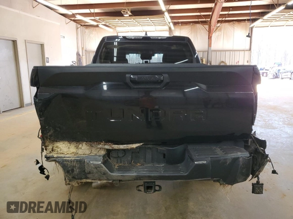 2022 Toyota Tundra 2WD SR5 with VIN 5TFLA5AB8NX018333, listed as a Copart auction lot 49630785 with 44,582 mi miles and Salvage Title. Bid and sale history available at carsss.com. Image 6.