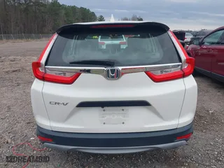2018 Honda CR-V LX with VIN 2HKRW5H39JH417591, listed as a IAAI auction lot 41762656 with 86,957 mi miles. Bid and sale history available at carsss.com. Image 17.