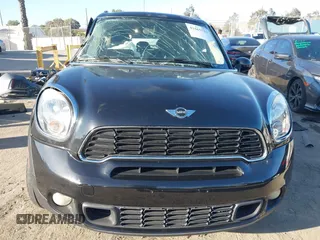 2013 MINI Countryman S z VIN WMWZC3C57DWP22928, wystawiony jako IAAI lot #41665753 z przebiegiem Nie podano mil oraz . Historia ofert i sprzedaży dostępna na DreamBid. Obrazek 12.
