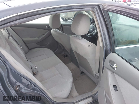2010 Nissan Altima 2.5 S with VIN 1N4AL2AP6AN460986, listed as a IAAI auction lot 41614767 with 102,881 mi miles. Bid and sale history available at carsss.com. Image 8.