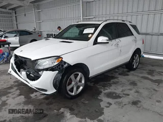 2017 Mercedes-Benz GLE 350 z VIN 4JGDA5HB1HA964089, wystawiony jako IAAI lot #42399546 z przebiegiem 106 557 mil mil oraz . Historia ofert i sprzedaży dostępna na DreamBid. Obrazek 2.