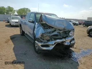 1998 Ford F-250 с VIN 1FTPX28L6WKB05420, выставлен на аукционе Copart как лот 72421204 с пробегом 166 399 миль миль и Списание • Salvage title. История ставок и продаж доступна на DreamBid. Изображение 10.