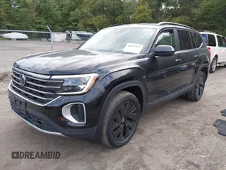 2024 Volkswagen Atlas SE with VIN 1V2HR2CA4RC604783, listed as a IAAI auction lot 40405287 with 1,269 mi miles and . Bid and sale history available at DreamBid. Image 2.