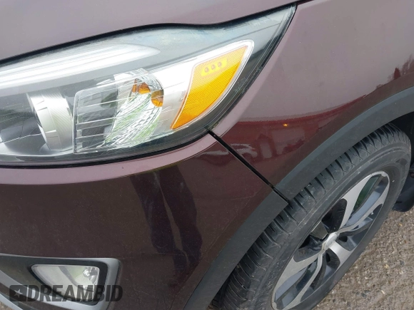 2016 Kia Sorento EX with VIN 5XYPHDA5XGG066424, listed as a IAAI auction lot 41951534 with 147,914 mi miles. Bid and sale history available at carsss.com. Image 6.