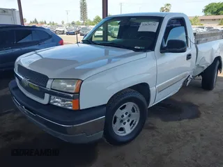 2005 Chevrolet Silverado 1500 Work Truck with VIN 1GCEC14V75Z152255, listed as a IAAI auction lot 42029731 with 270,545 mi miles. Bid and sale history available at carsss.com. Image 18.