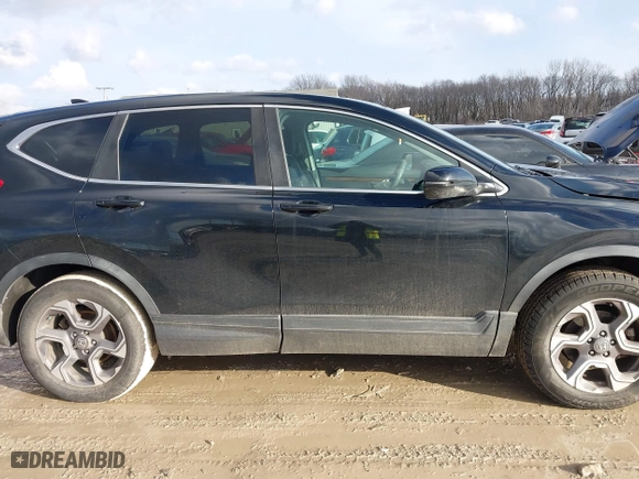 2018 Honda CR-V EX with VIN 7FARW2H57JE102324, listed as a IAAI auction lot 41469838 with 139,964 mi miles. Bid and sale history available at carsss.com. Image 13.