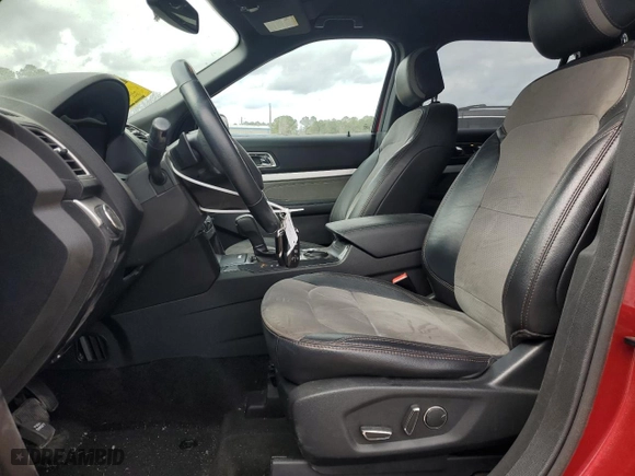 2017 Ford Explorer XLT with VIN 1FM5K7D89HGD36172, listed as a Copart auction lot 47600625 with 111,884 mi miles and Clean Title. Bid and sale history available at carsss.com. Image 7.