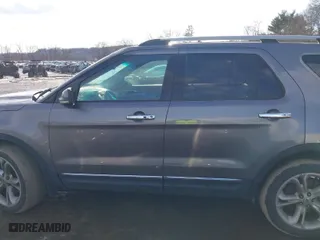 2011 Ford Explorer Limited with VIN 1FMHK8F83BGA10438, listed as a IAAI auction lot 41435283 with 172,128 mi miles. Bid and sale history available at carsss.com. Image 14.