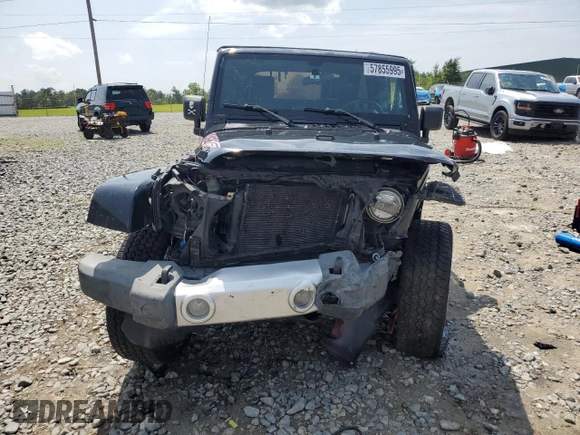 2008 Jeep Wrangler Unlimited Sahara with VIN 1J4GA59178L607960, listed as a Copart auction lot 57855995 with 122,913 mi miles and Salvage title. Bid and sale history available at DreamBid. Image 5.
